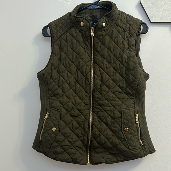 Love Tree Green Quilted Vest M - Picture 1 of 4